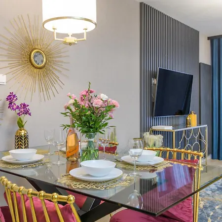 Moonlight Z Basenem I Parkingiem - Plazowa - * 科沃布热格