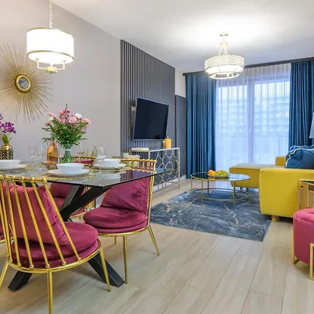 公寓 Moonlight Z Basenem I Parkingiem - Plazowa - 科沃布热格