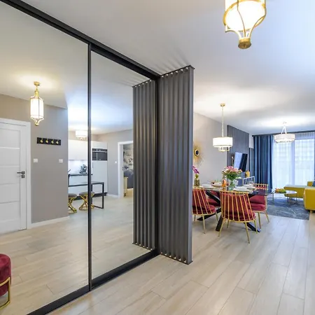 Moonlight Z Basenem I Parkingiem - Plazowa - Apartment Kolobrzeg